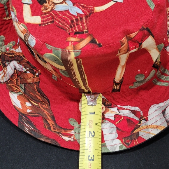 Reversible Pin-Up Cowgirl Themed Bucket Hat - Picture 4 of 7